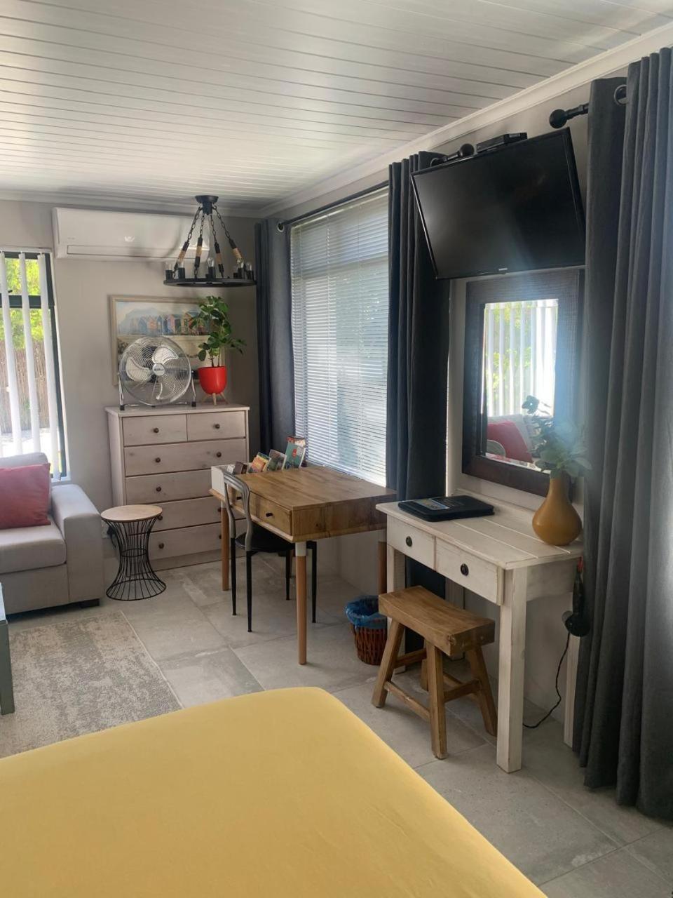 Just Chill Betty'S Bay Apartment Ngoại thất bức ảnh